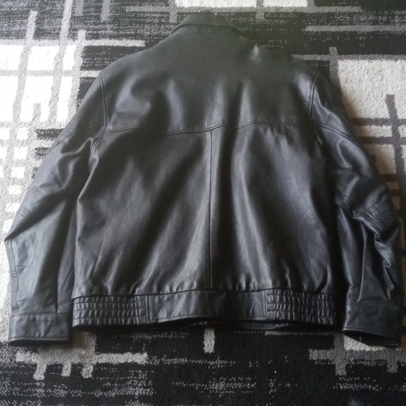 Men' leather jacket. - Picture 2 of 7